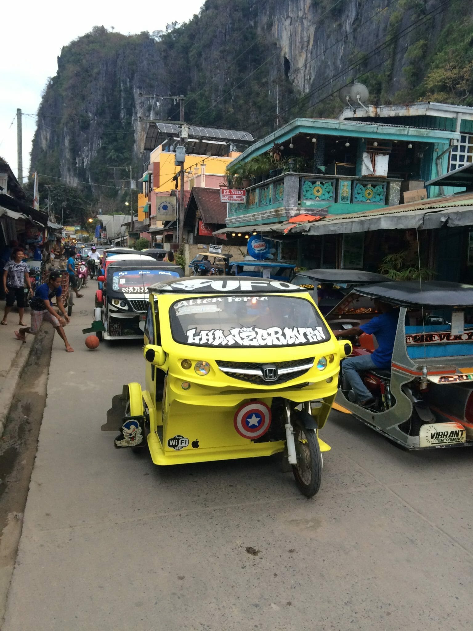 tuk-tuk