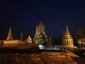 Wat Chaiwatthanaram at night