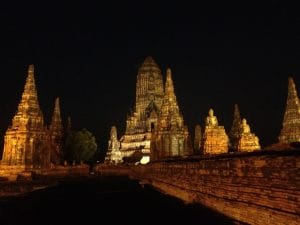 Wat Chaiwatthanaram at night