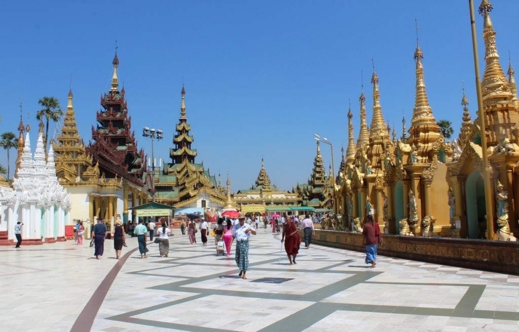Shwedagon pagoda é sem dúvida a principal atração turística de Yangon