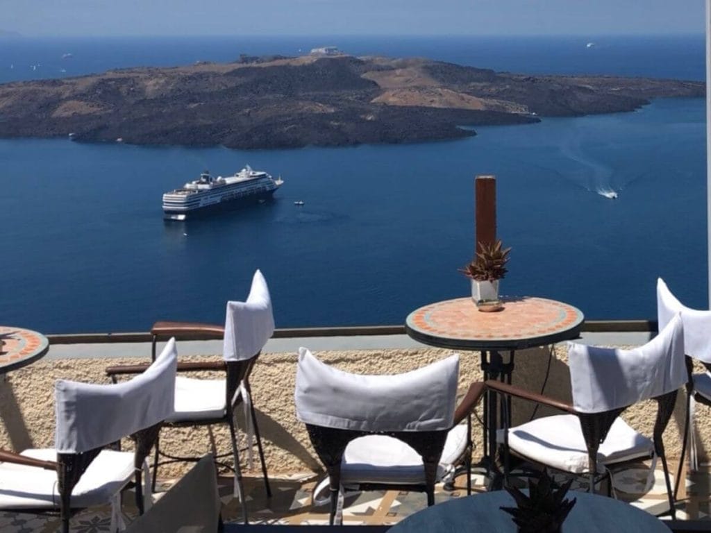 Restaurantes em Fira com vista ao pôr do sol