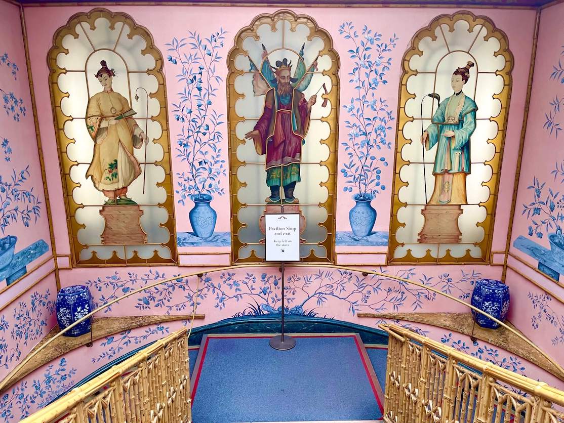 A wall in the Royal Pavilion, Brighton, decorated with Chinese theme