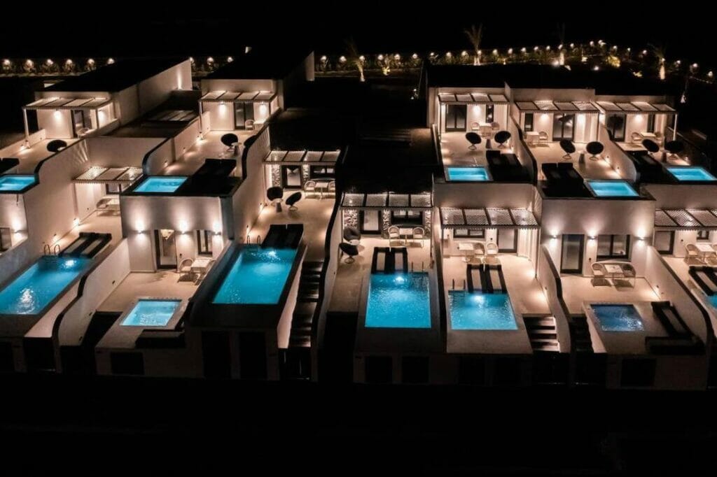 Cresanto Luxury Suites, Imerovigli, Santorini