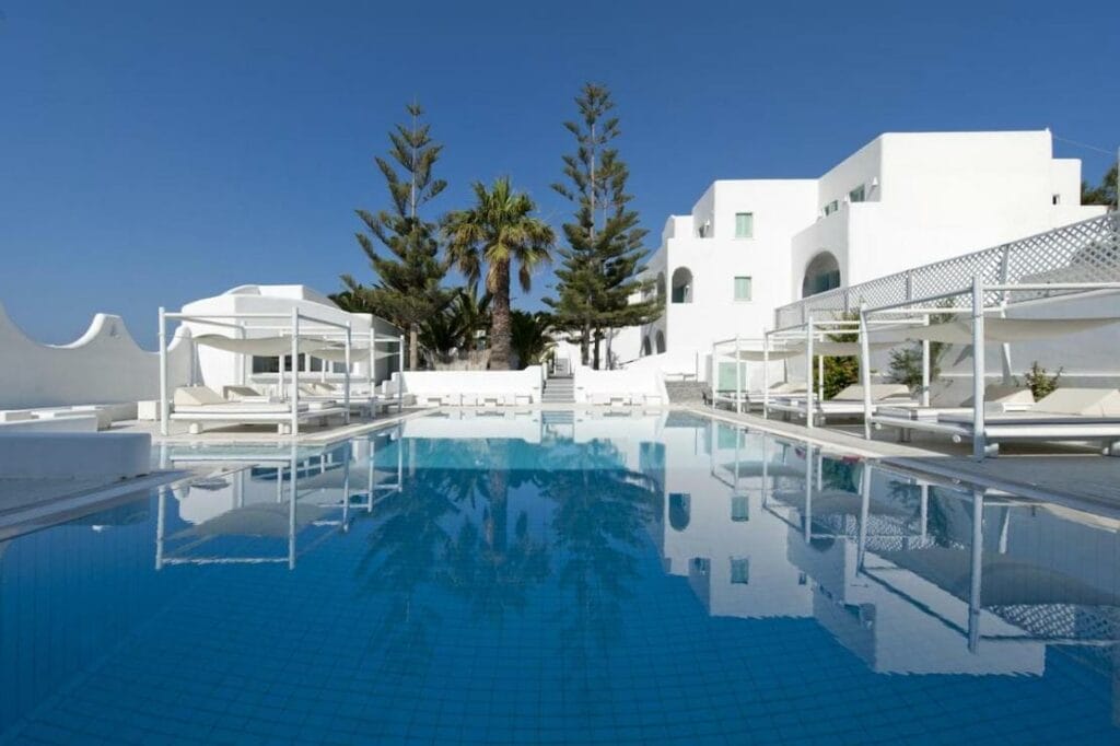 Piscina del Daedalus Hotel, Fira, Santorini