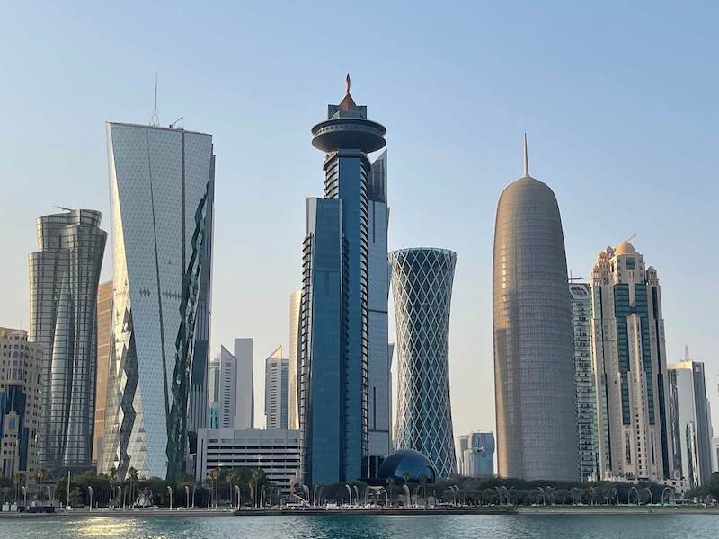 Dónde Alojarse en Doha: Mejores Barrios y Hoteles (+Mapa)