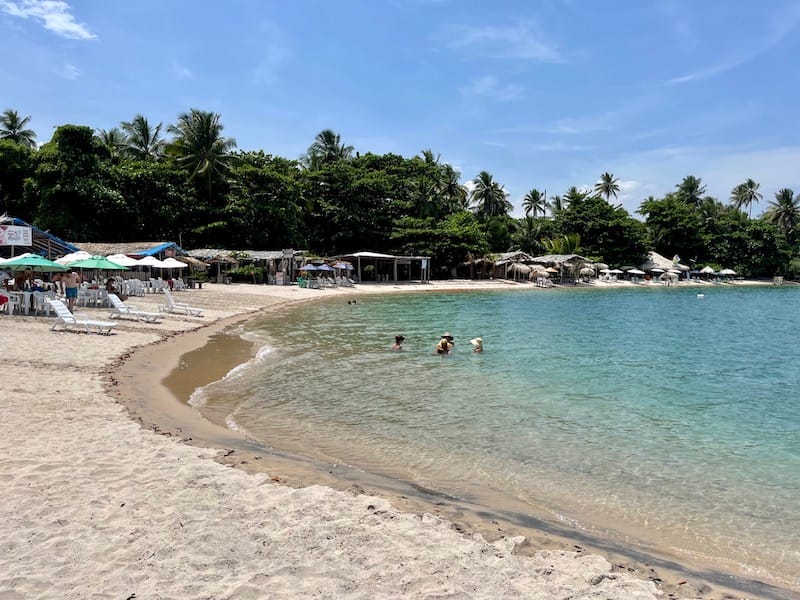 Praia-de-Castelhanos-Boipeba-Bahia-Brasil