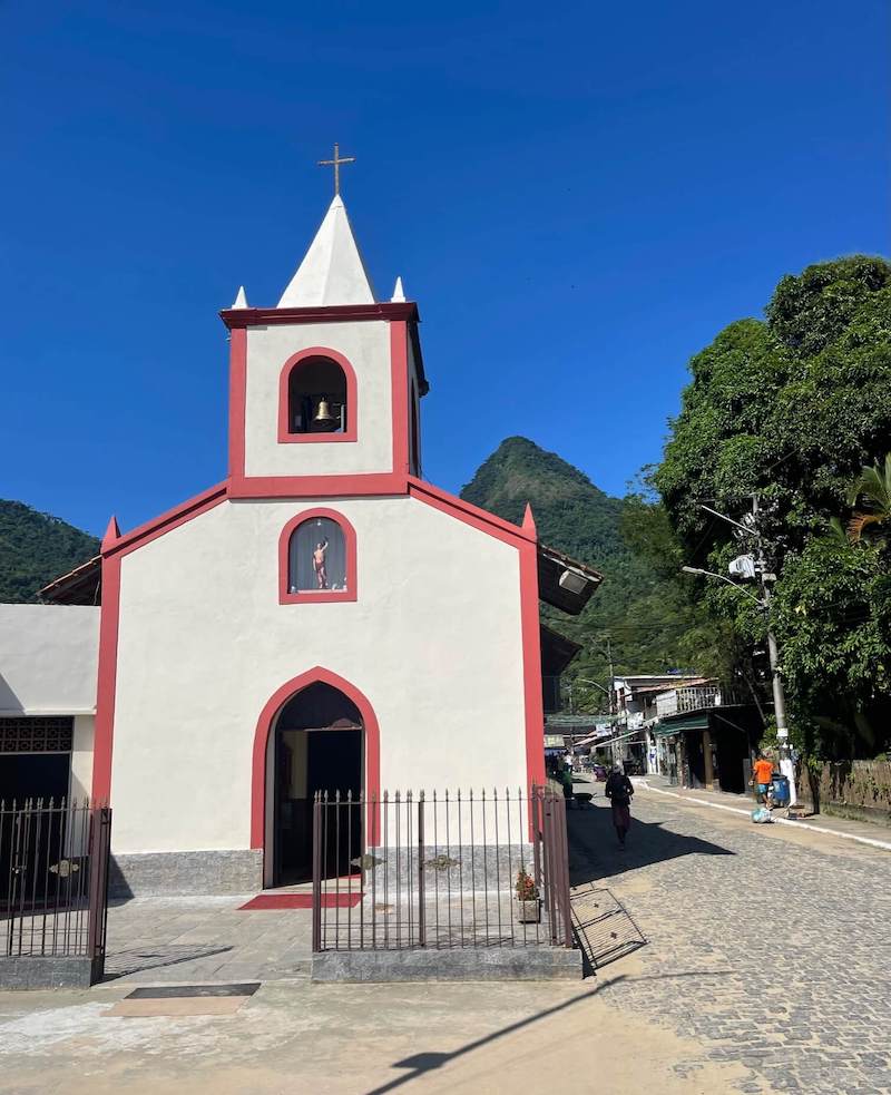 Igreja de São Sebastião, Vila do Abraão, Ilha Grande, Brasil
